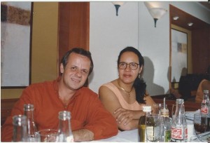 Dr. Paulo R. Margotto e Dra. Olga em 1995